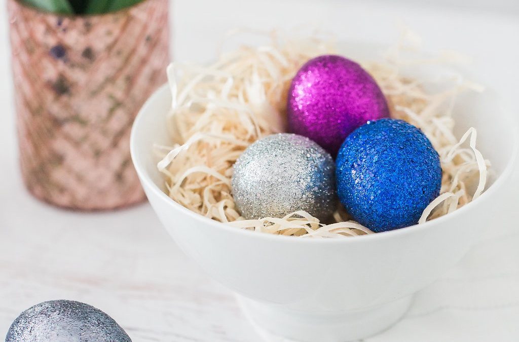 Glitter Easter Eggs from Ali Fedotowsky-Manno
