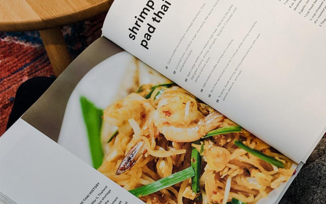 Simple Weeknight Shrimp Pad Thai Recipe!