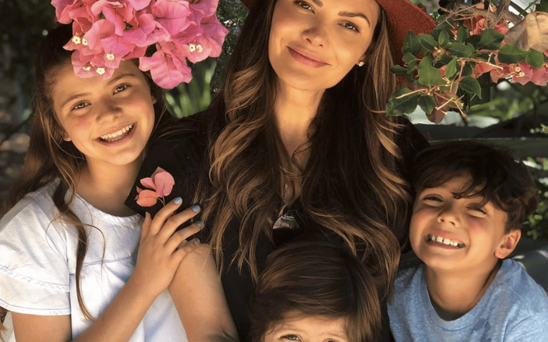 Meet a Mom: Actress Ali Landry!