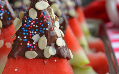 Chocolate Dipped Watermelon for the 4th!