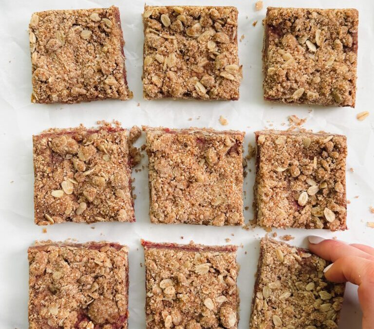 Mixed Berry Crumble Bars