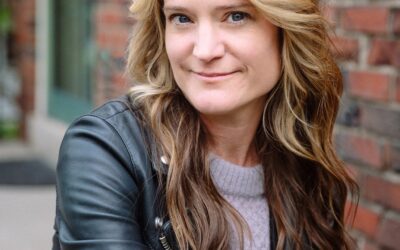 Meet a Mom: Author Sara Shepard of Pretty Little Liars on her Newest Book for Kids!
